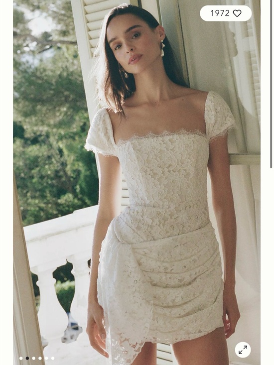 Elliatt Dresses & Skirts - Elliatt Solenne Lace Mini Dress